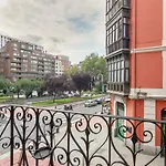 Muy Luminoso A 5 Min Del Centro De Bilbao