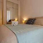 Apartamento renovado con encanto by Urban Hosts