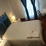 Se alquilan 3 habitaciones privadas