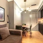 Old Town Apartments By Staynnapartments