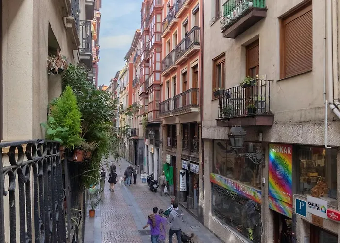 Bilbao Old Town XI By Aston Rentals