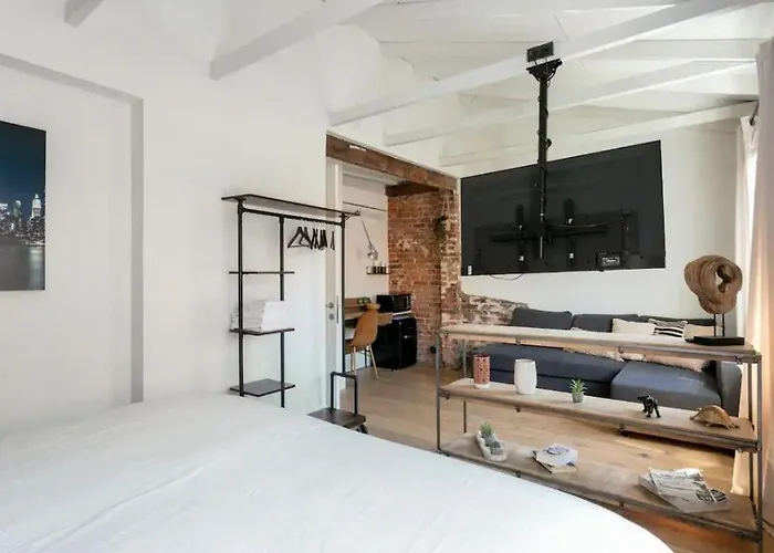 Good Vibe Rooms