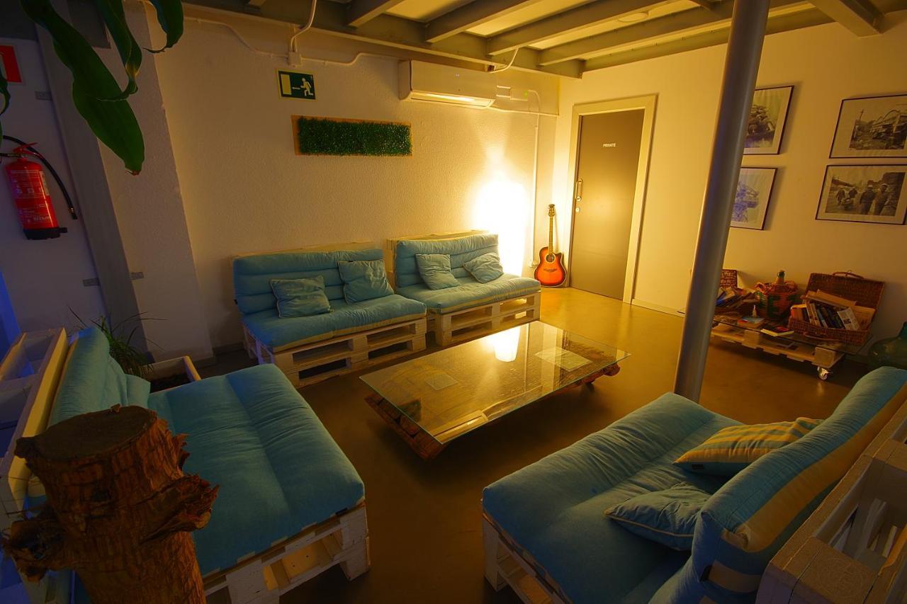 Hostel Iron
