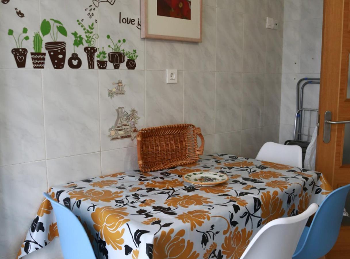 Appartement Calida Vivienda Turistica Centrica Junto Al Funicular Y Metro *