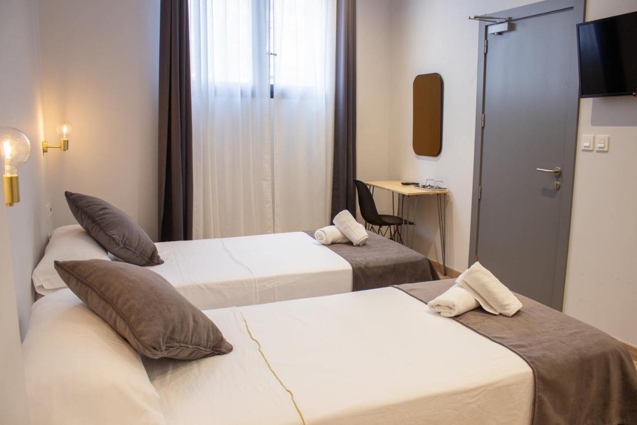 B4r Self Check In Guest house