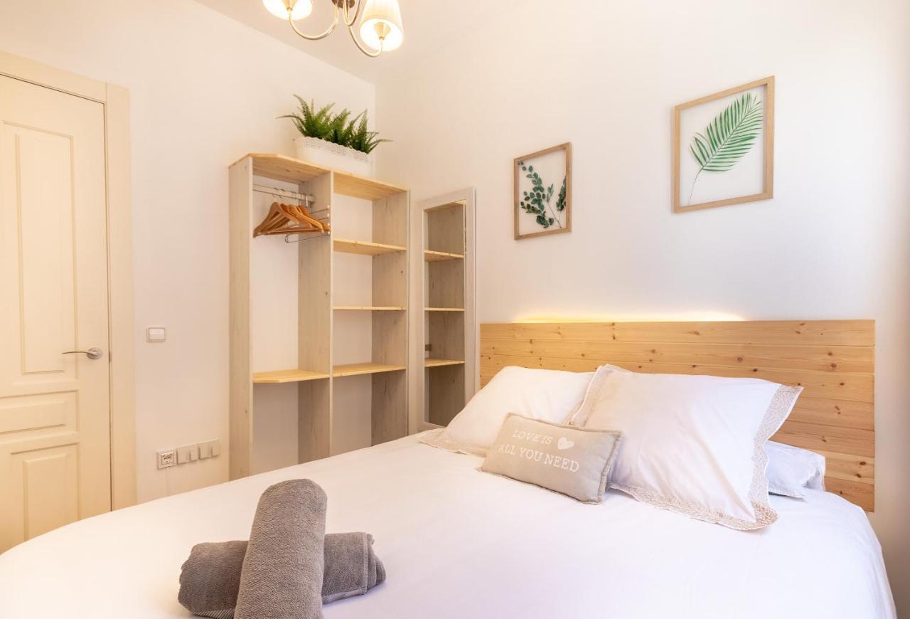 Apartment Between Old Town & Guggenheim!! Private Parking Bilbao