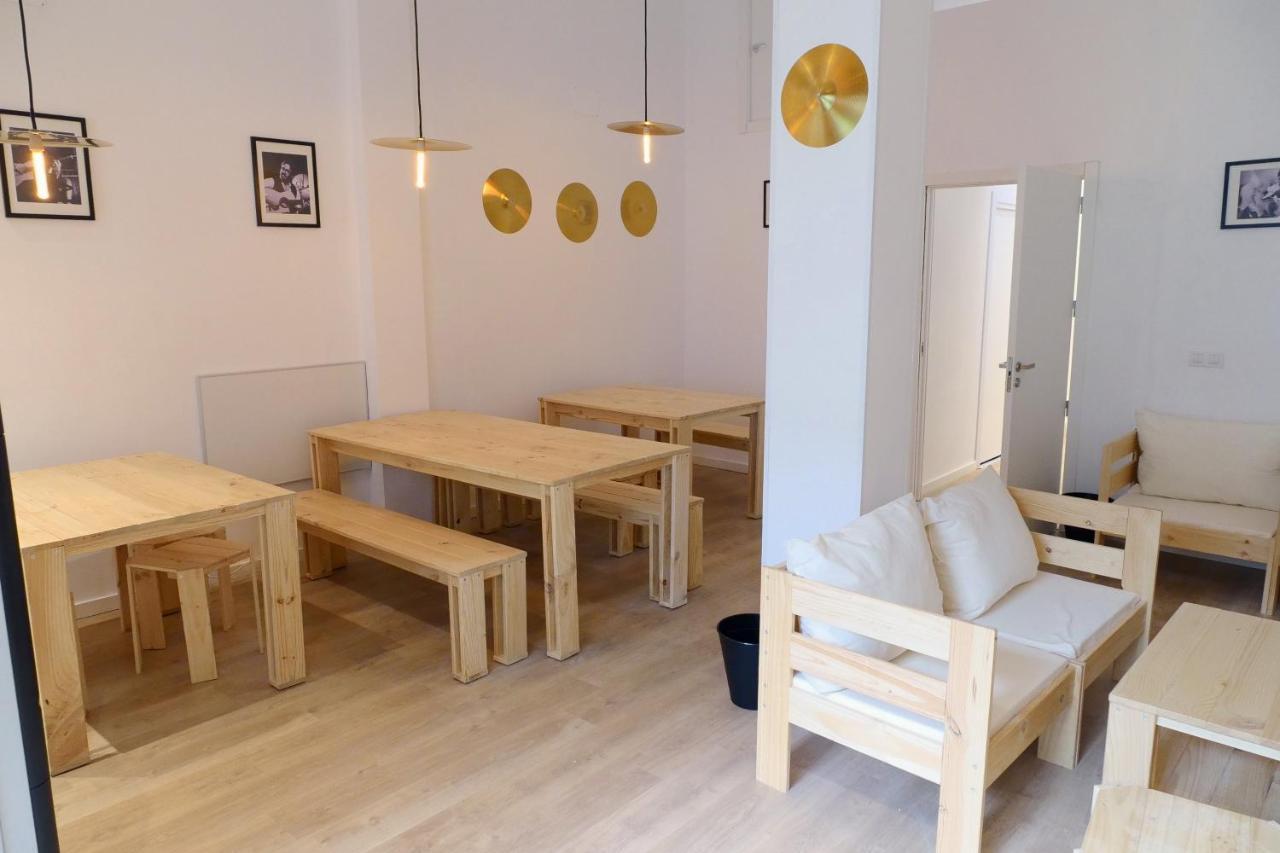 Hostel Guitar Bilbao