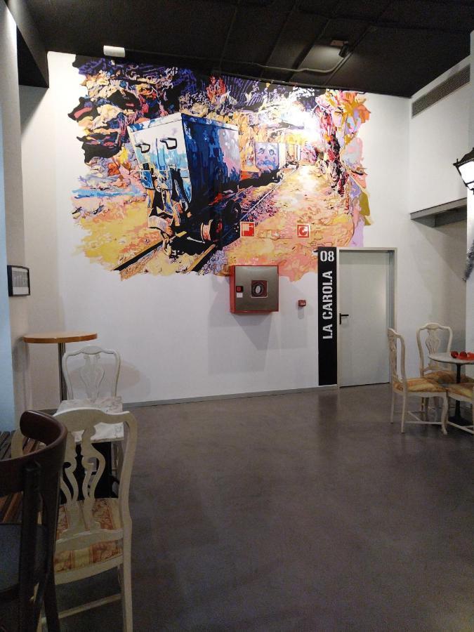 Iron Hostel *