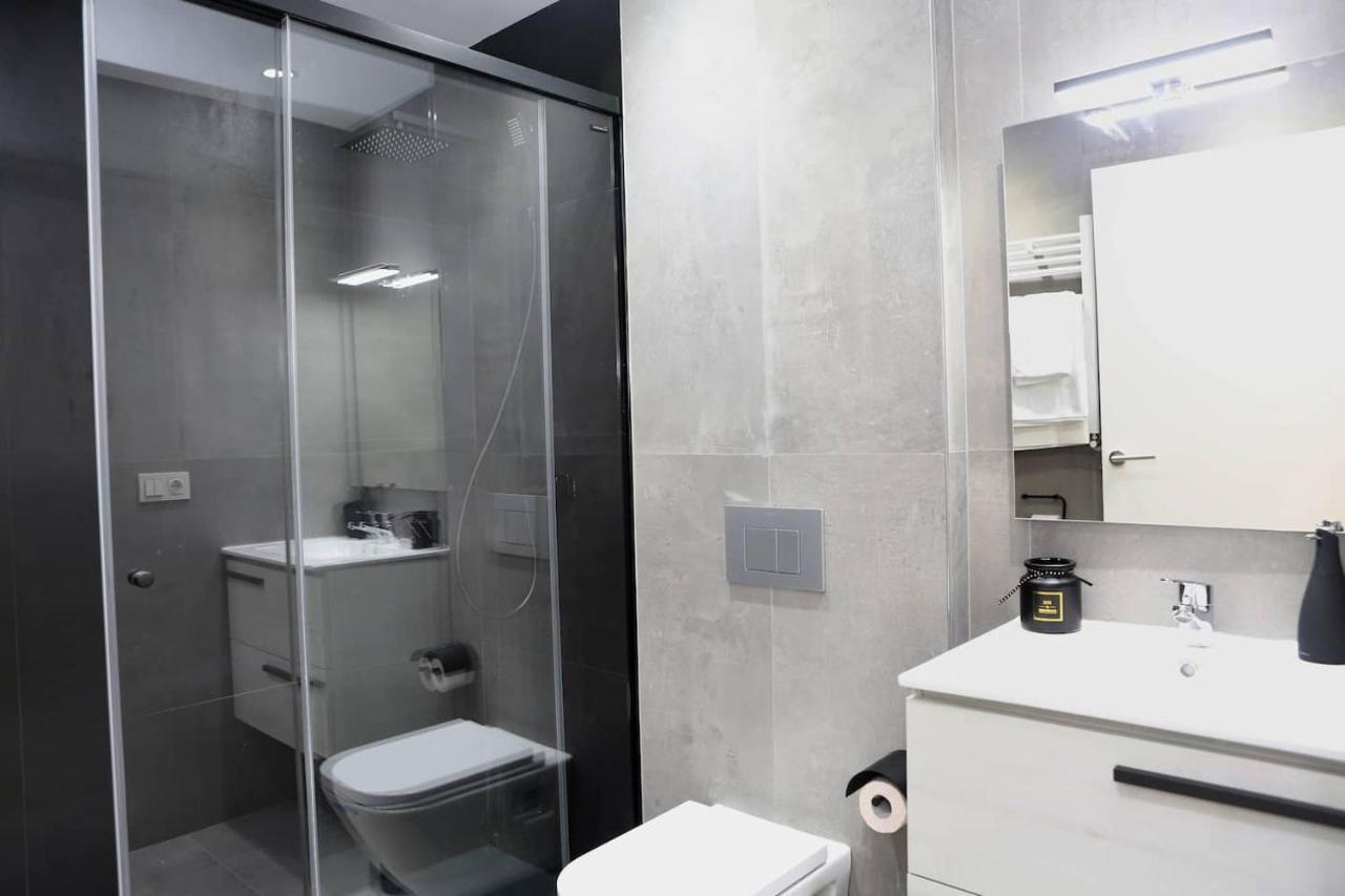 Piso Reformado A 2 Min Del Casco Viejo Con Garaje Gratis Apartment
