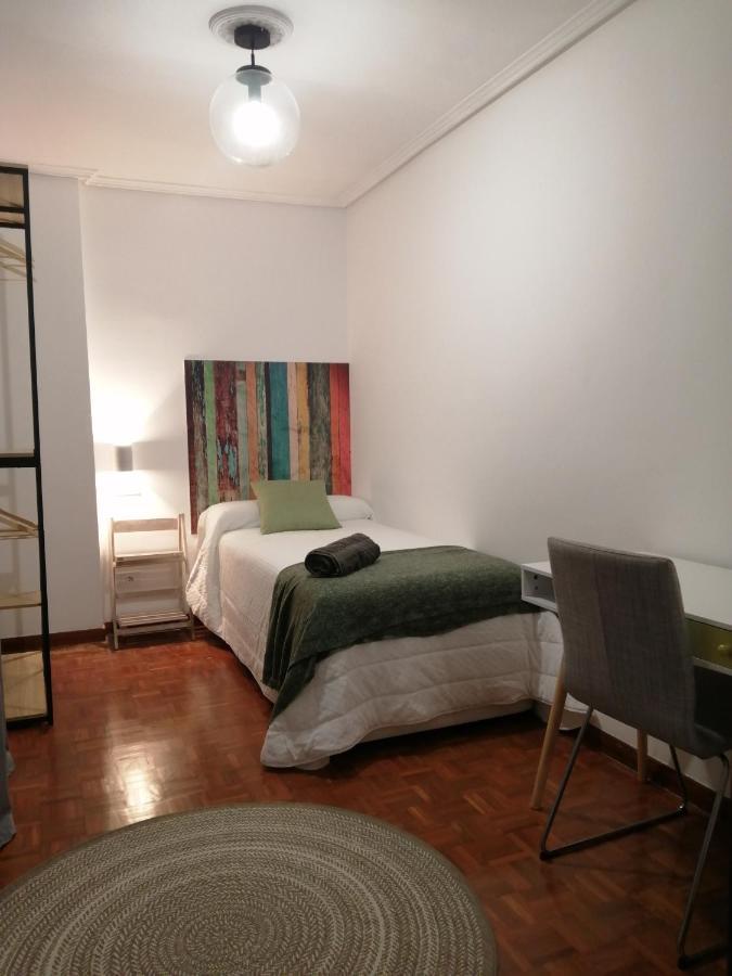 Piso Luminoso, Amplio Y Tranquilo En Casco Viejo Apartment