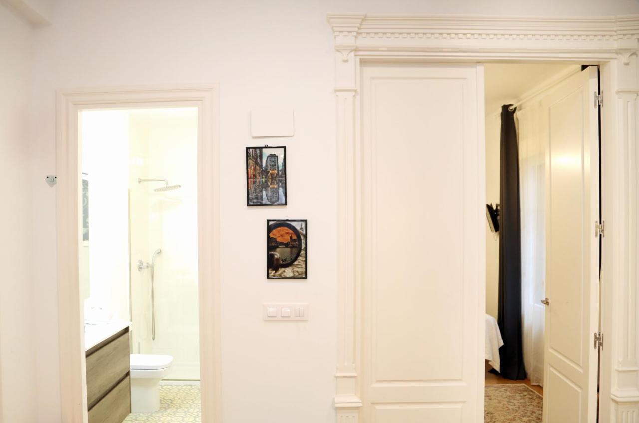Piso Exclusivo Frente Al Casco Viejo Con Parking Gratis * Bilbao