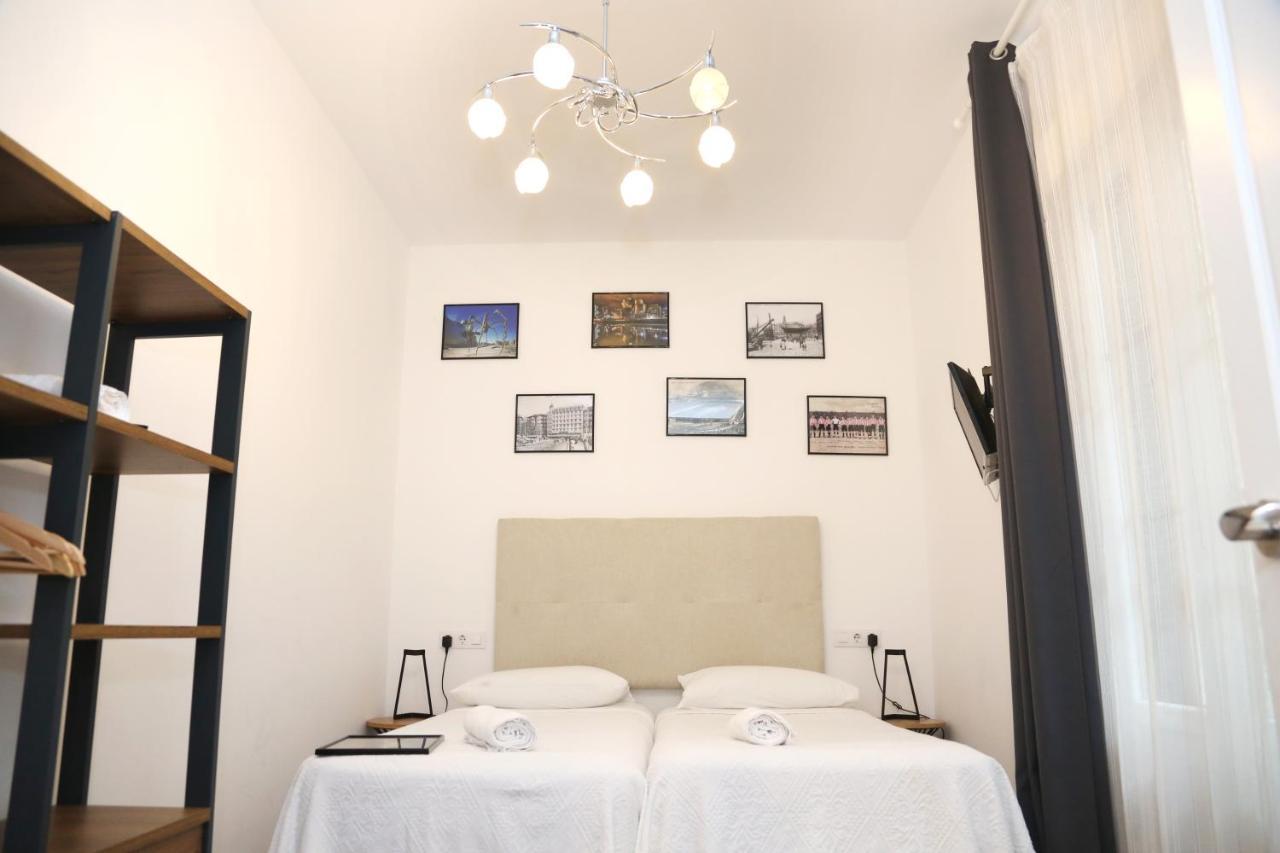 Piso Exclusivo Frente Al Casco Viejo Con Parking Gratis * Bilbao