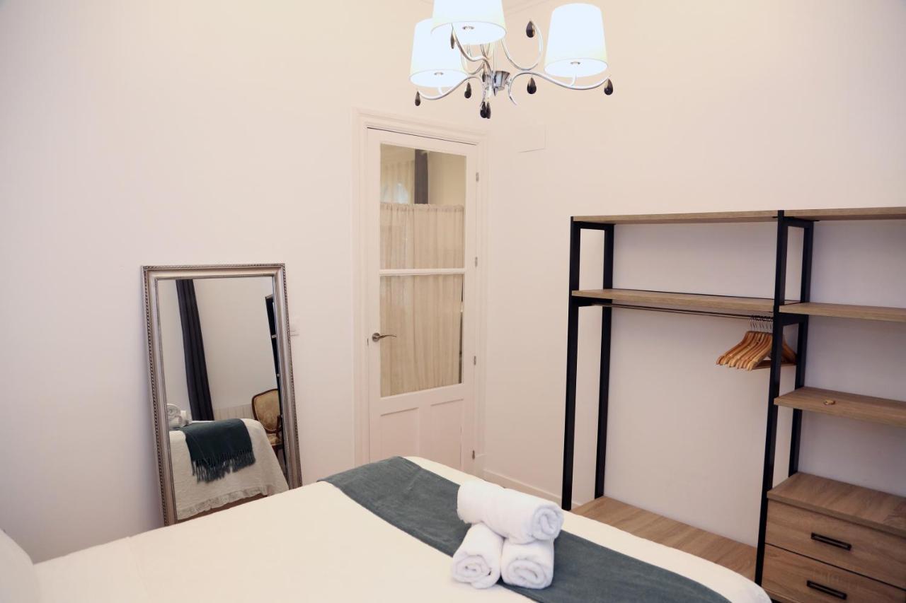 Piso Exclusivo Frente Al Casco Viejo Con Parking Gratis * Bilbao