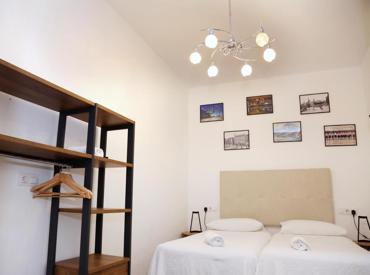 Apartment Piso Exclusivo Frente Al Casco Viejo Con Parking Gratis *