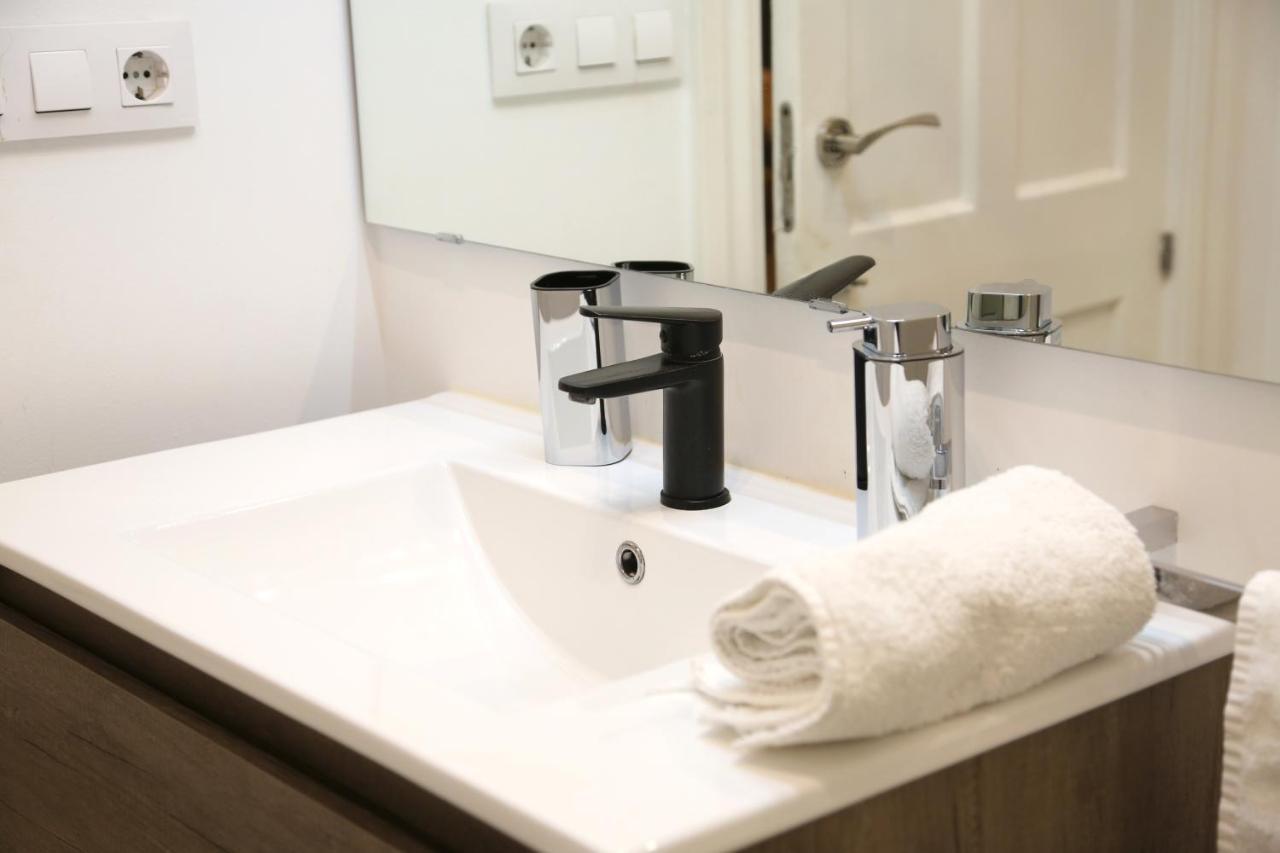 Apartment Piso Exclusivo Frente Al Casco Viejo Con Parking Gratis Bilbao