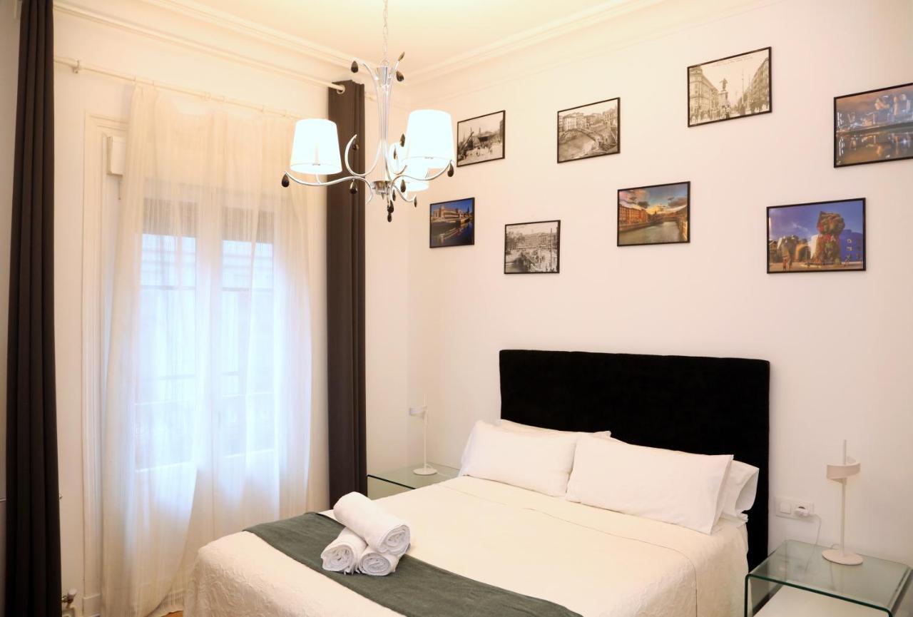 Piso Exclusivo Frente Al Casco Viejo Con Parking Gratis Apartment