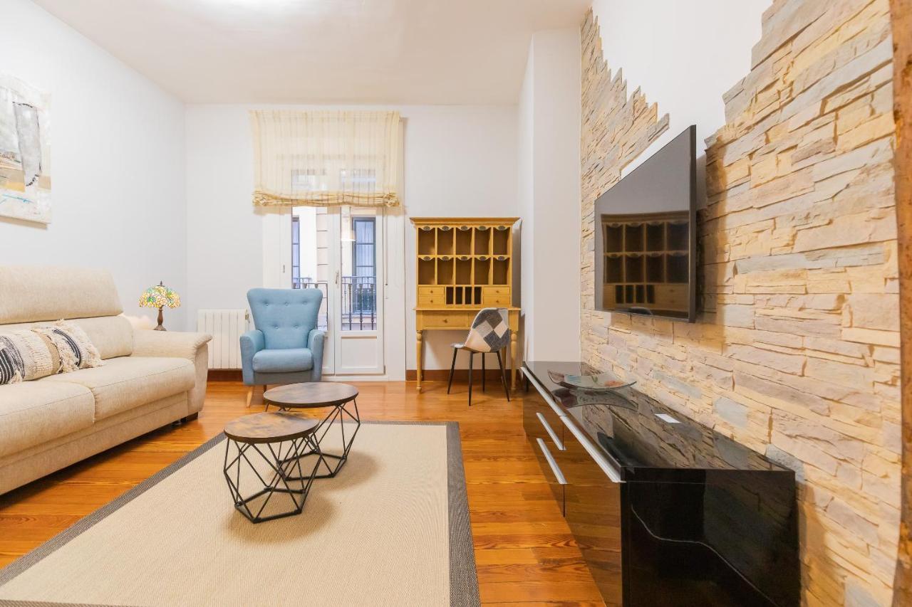 Ronda Street In The Heart Of Old Town Apartment