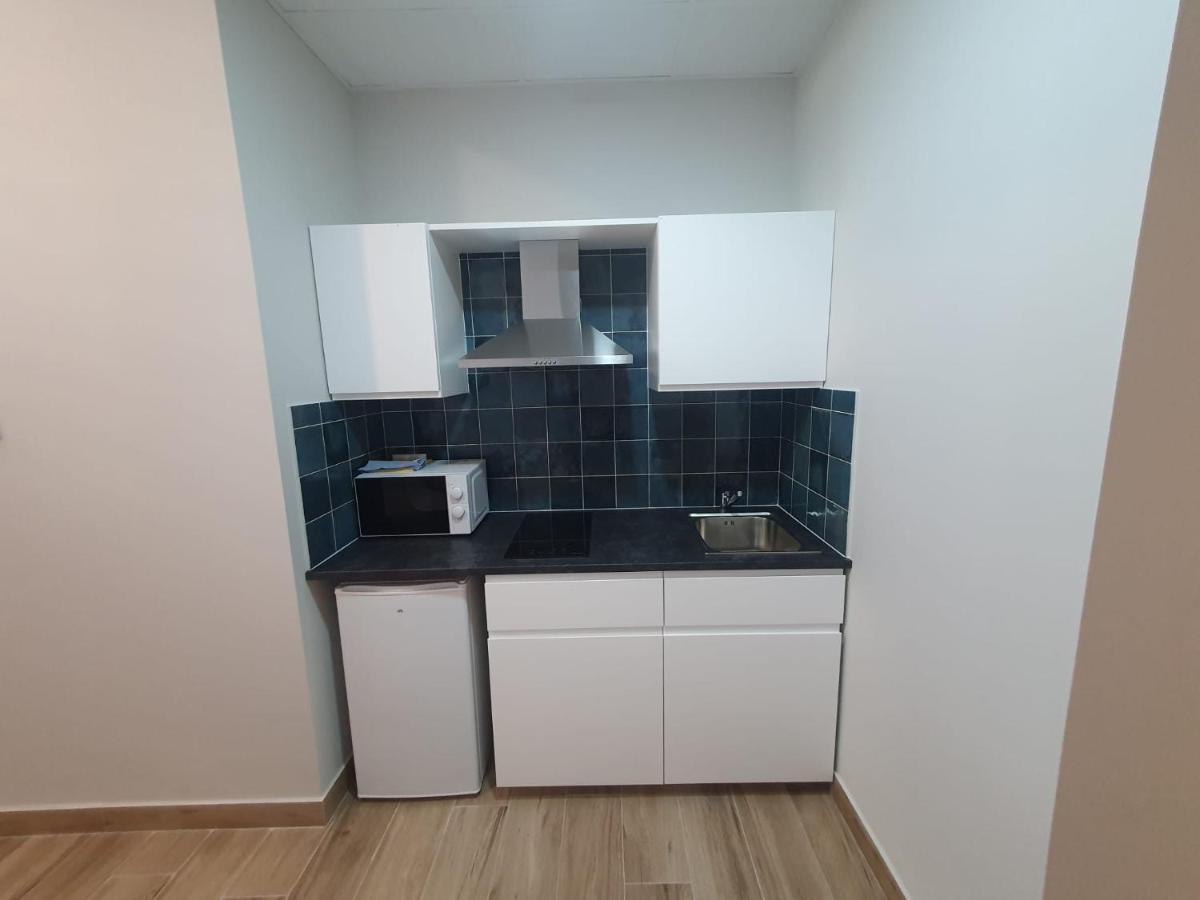 Apartment B75