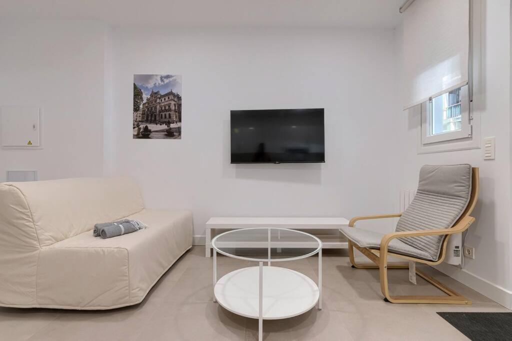 Unamuno Old Town 1 Free Parking Bilbao