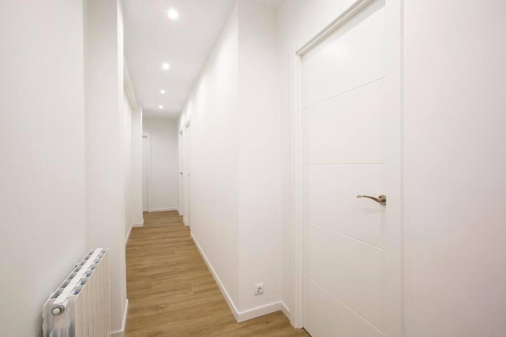 Alhondiga Flat By Next Stop * Bilbau