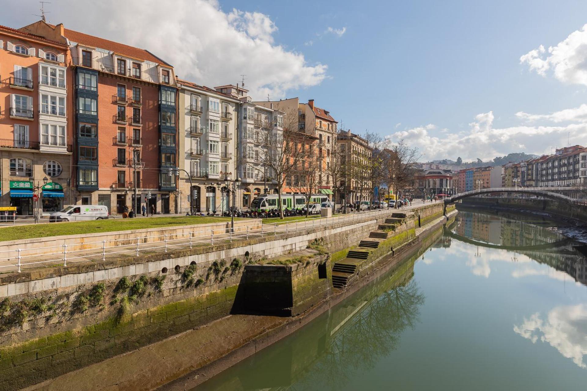 Riverside Old Town By Next Stop * Bilbao