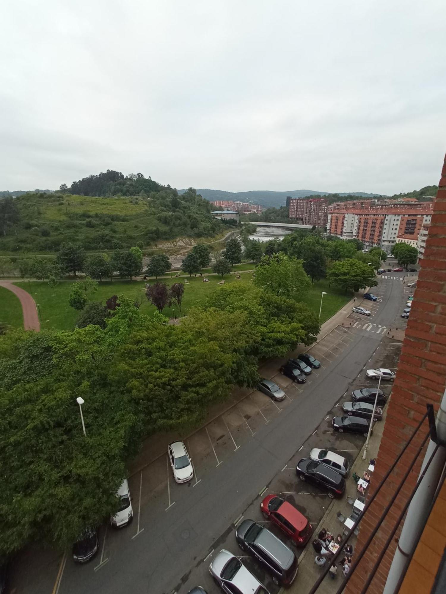 1 Con Vistas *