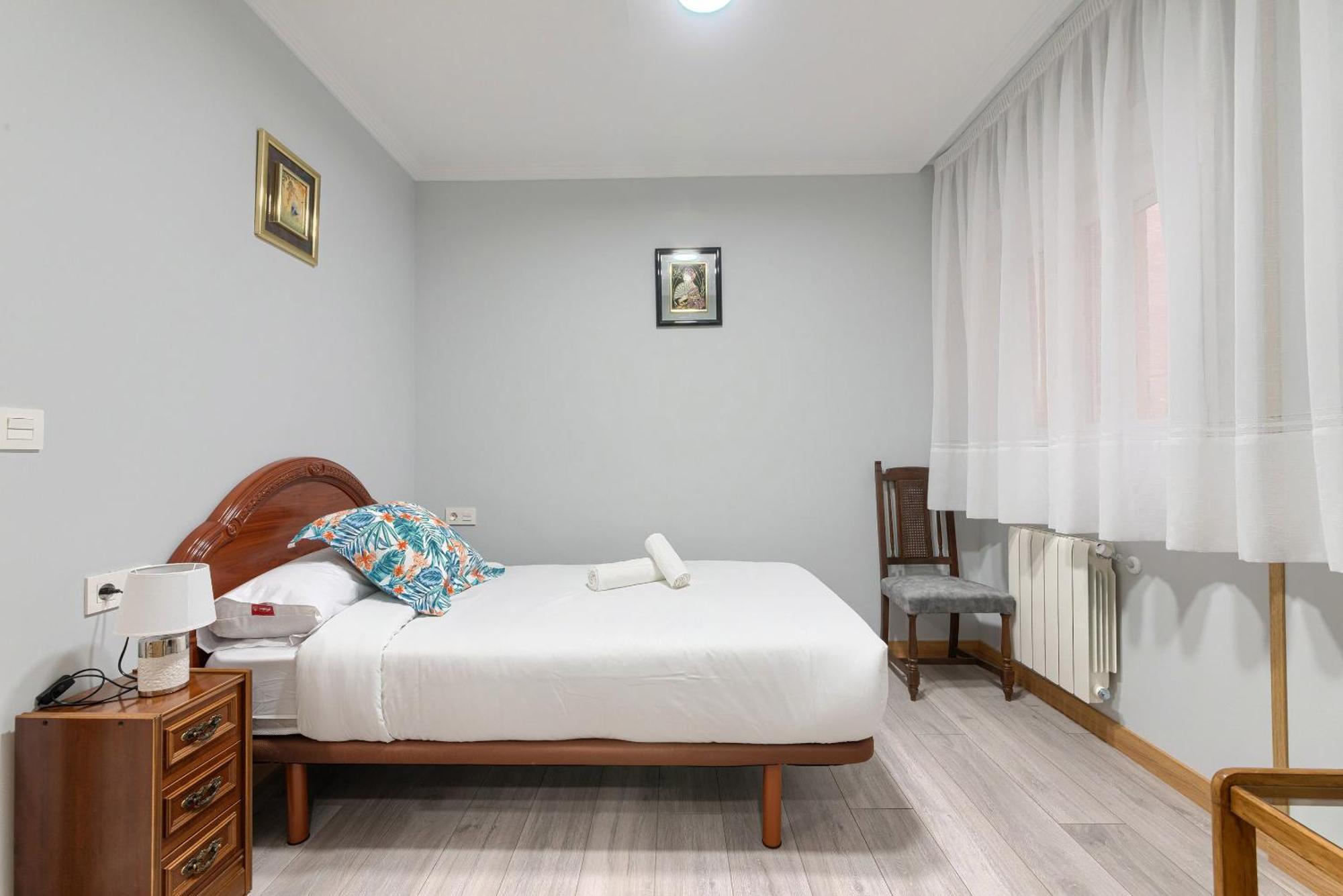 Vivienda Turistica Centrica Y Con Estilo En El Encantador Barrio La Cruz * Bilbao