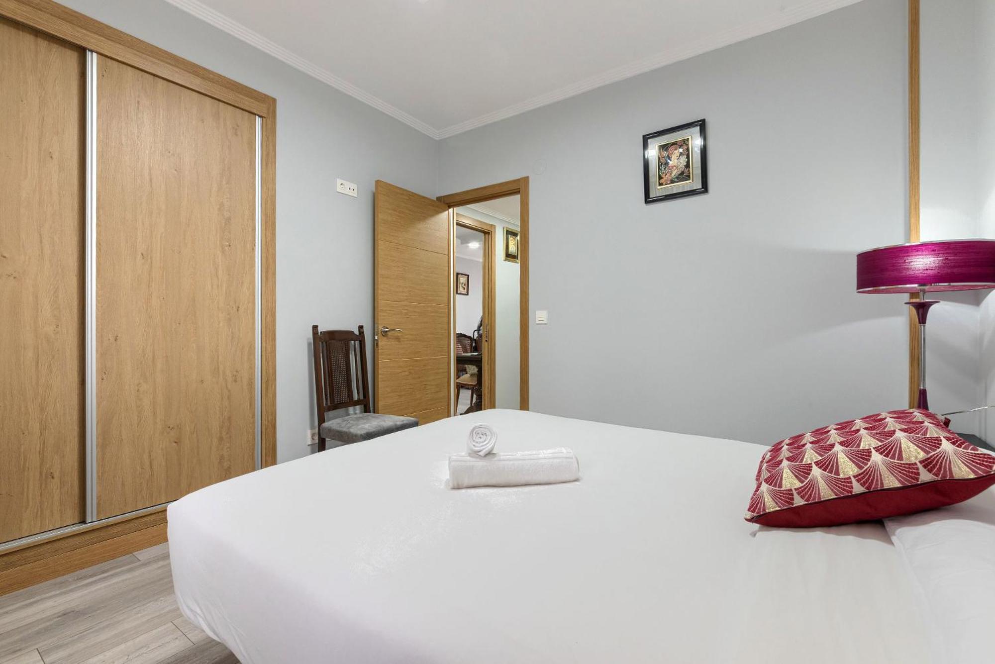 Vivienda Turistica Centrica Y Con Estilo En El Encantador Barrio La Cruz * Bilbao