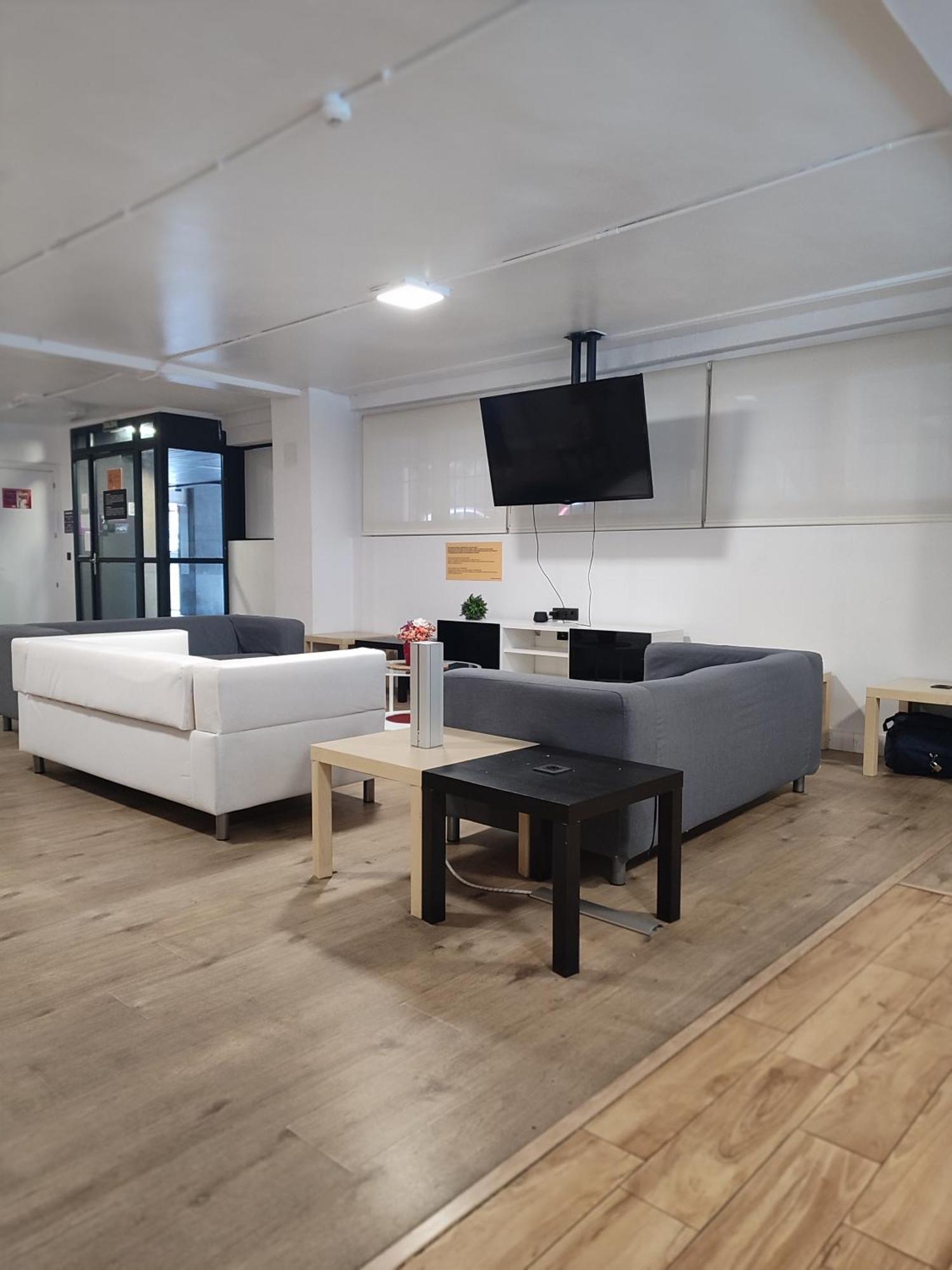 Hostel Metropolitan By Bossh *