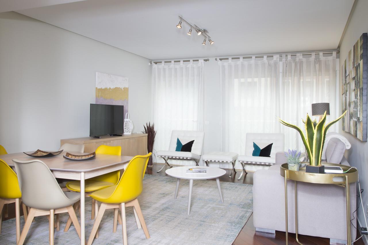 Plaza Euskadi Apartment