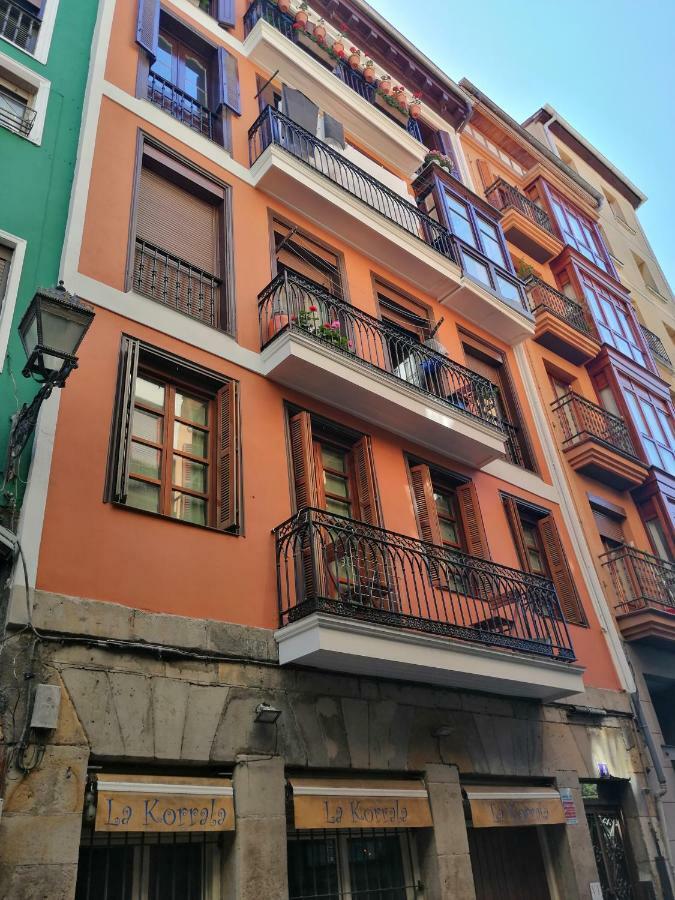 Casco Viejo Tradicion Pinchos Y Gastronomia Bilbao
