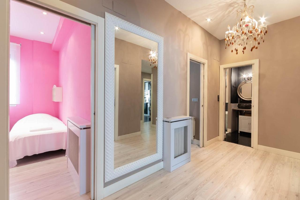 Volantin Ii With Jacuzzi By Aston Apartment