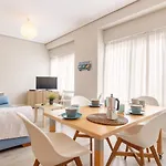 Vivienda Turistica De Prestancia Junto A La Ria De Nervion Bilbao