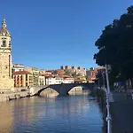 4 Bedrooms Flat In The City Center