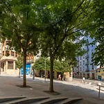 Vivienda Turistica Plaza De Los Tres Pilares