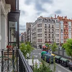 Bilbao Arte III By Aston Rentals