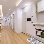 Roomscapital