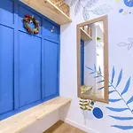Roomscapital
