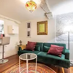 Bilbao Old Town XI By Aston Rentals