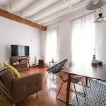 City Hall I Apartment