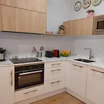 Habitacion En Apartamento Con Zonas Comunes Compartida H2