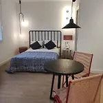 Bonito Estudio Con Garaje