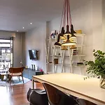 Piso De Diseno Junto Al Casco Viejo