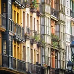 Siete Calles / Bilbao Art