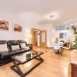 Vivienda Turistica Acogedora Y Elegante En Irala