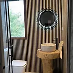 Habitacion Con Hermosas Vistas A Bilbao