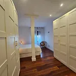 Habitacion En Atico Con Terraza En Bilbao