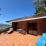 Habitacion Con Hermosas Vistas A Bilbao