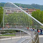 Apartment In Bilbao City Center, Families And Groups