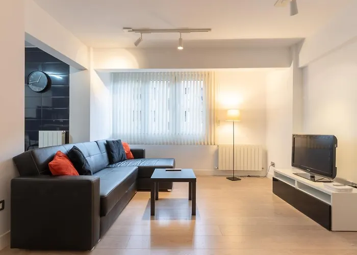 Bilbao Sarriko - Deusto By Aston Rentals
